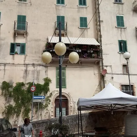 Nel Centro Storico Di Apartment *